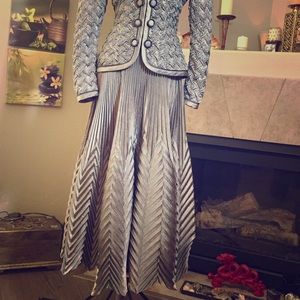 Highly unusual 80’s vintage silver metallic skirt